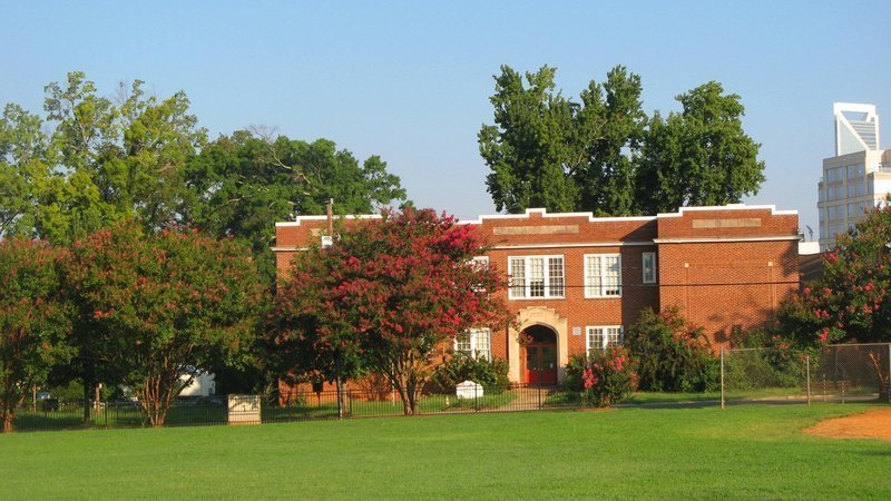 Image of the outside of the morgan school